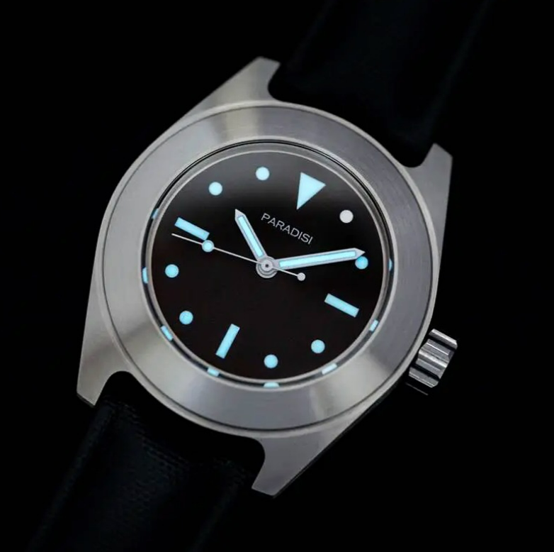 Superluminova BGW9 dial